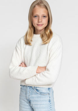 Julia  W., Biba Model Management