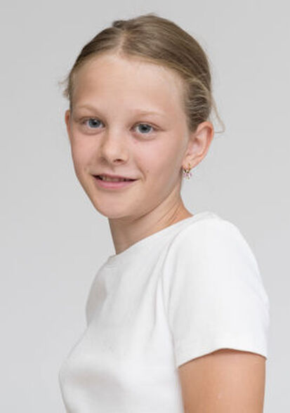 Naemi B., Biba Model Management