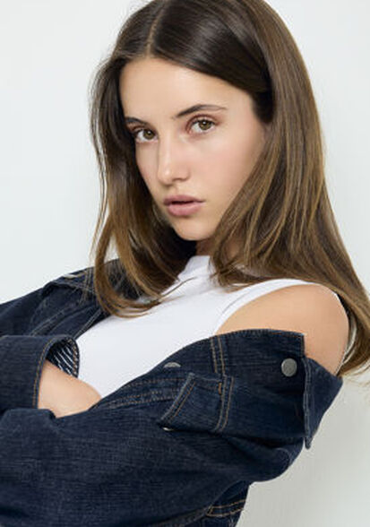 Mia  K., Biba Model Management