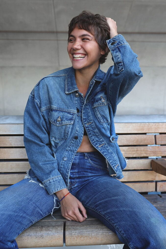 Isabell B.