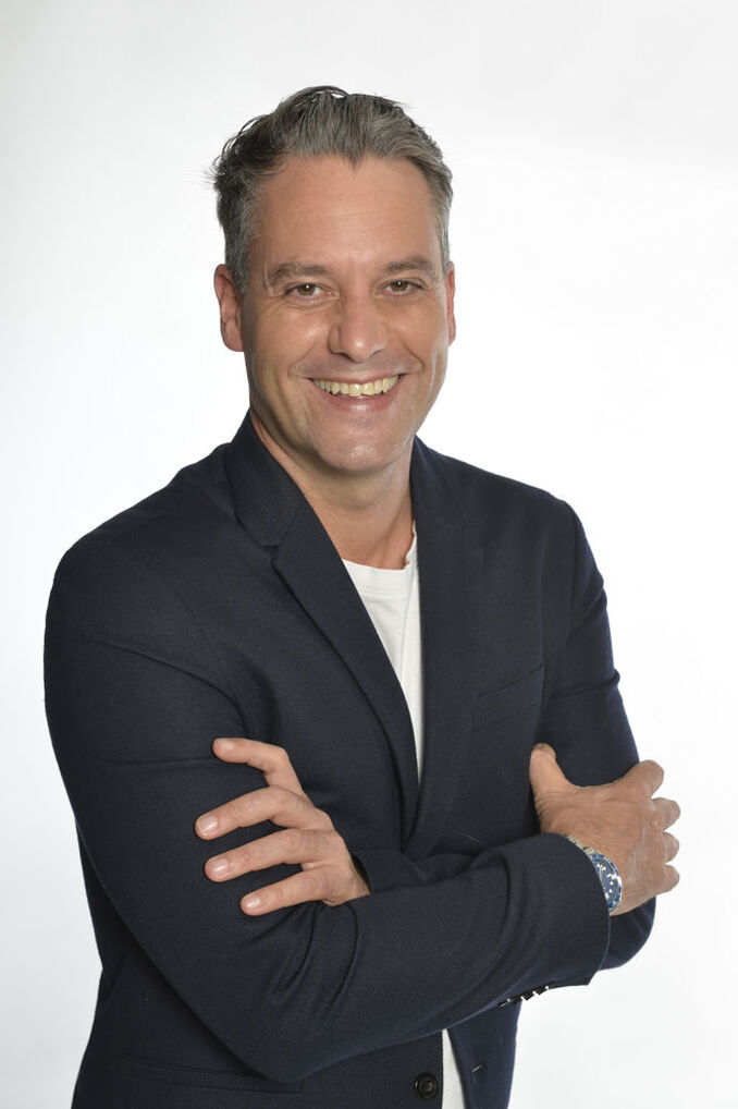 Roberto M.