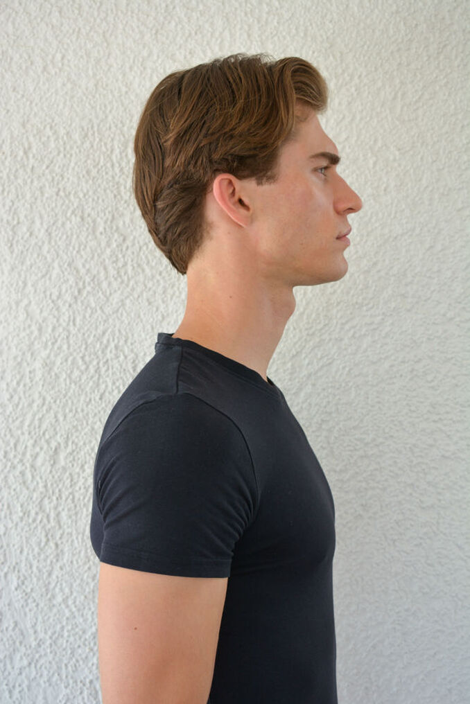 Jannis E.