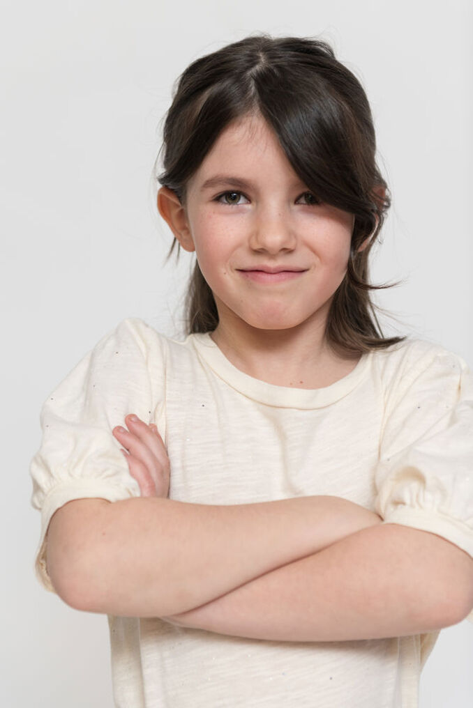Ella H.
