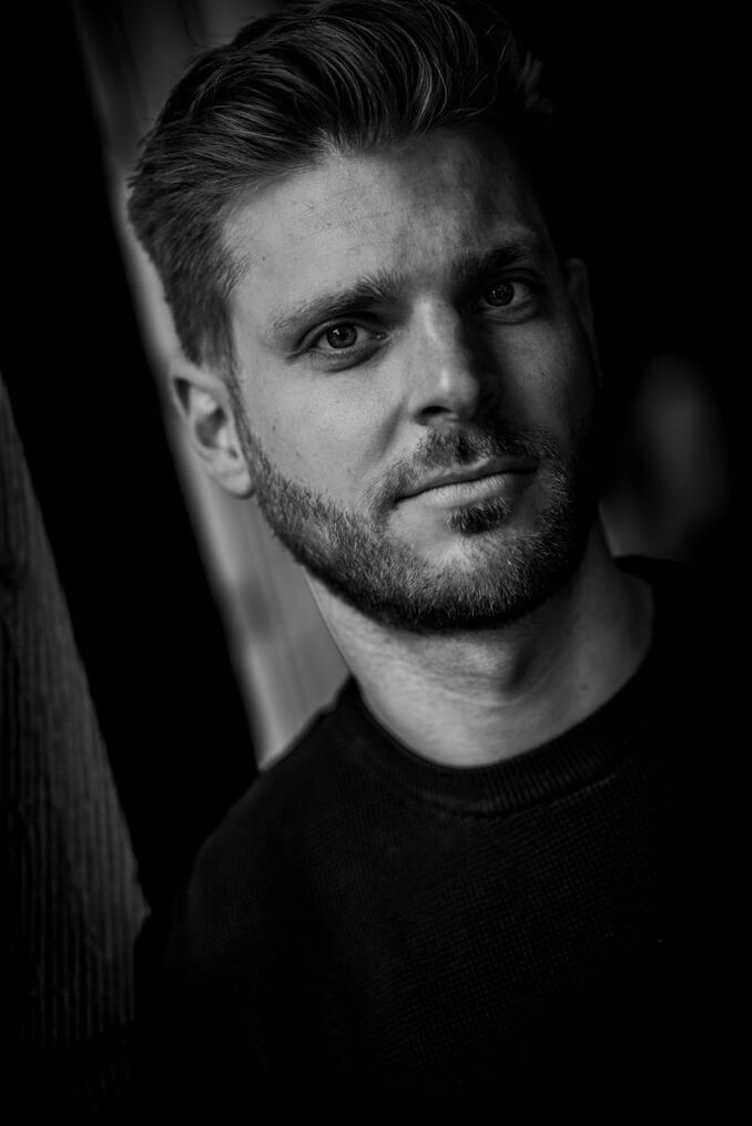 Felix L.