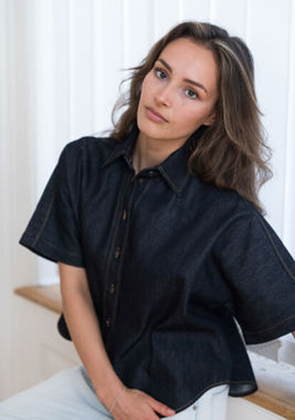 Rafaela P., Biba Model Management