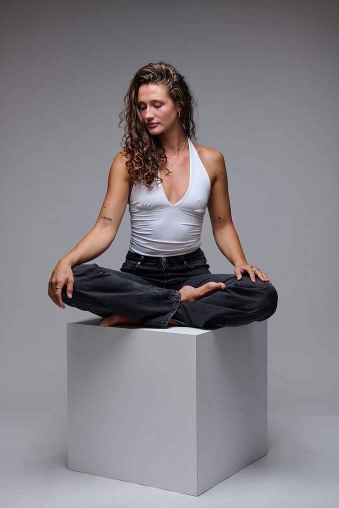 Isa J.