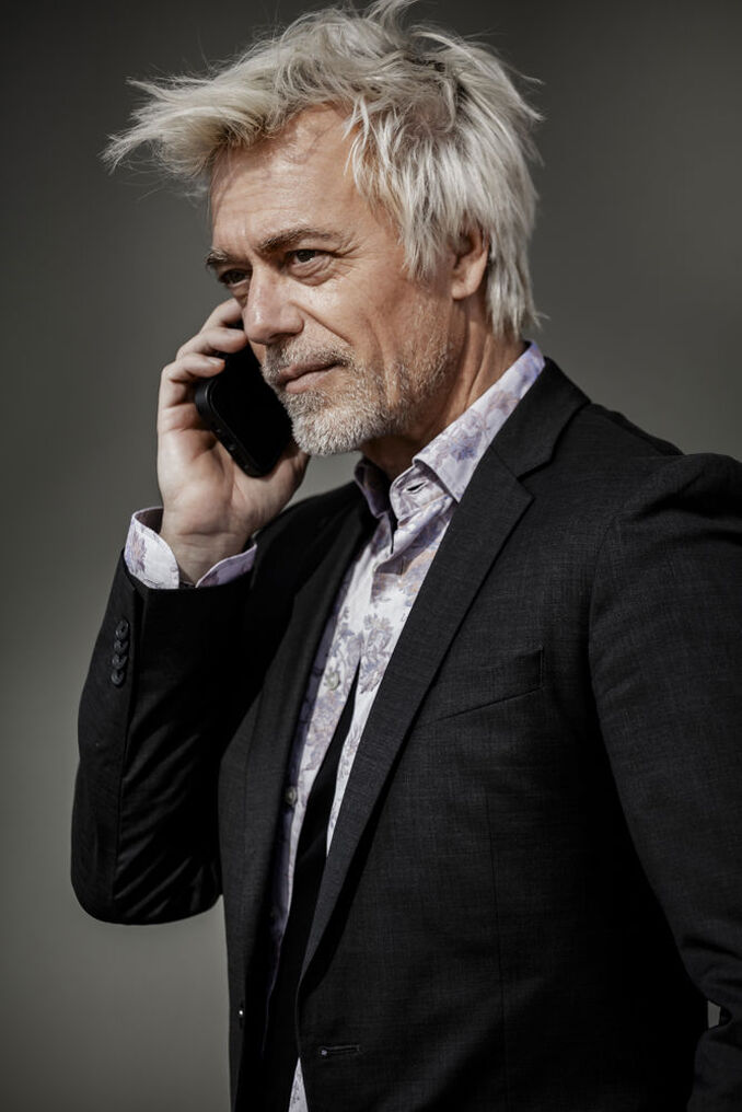 Gerhard V.
