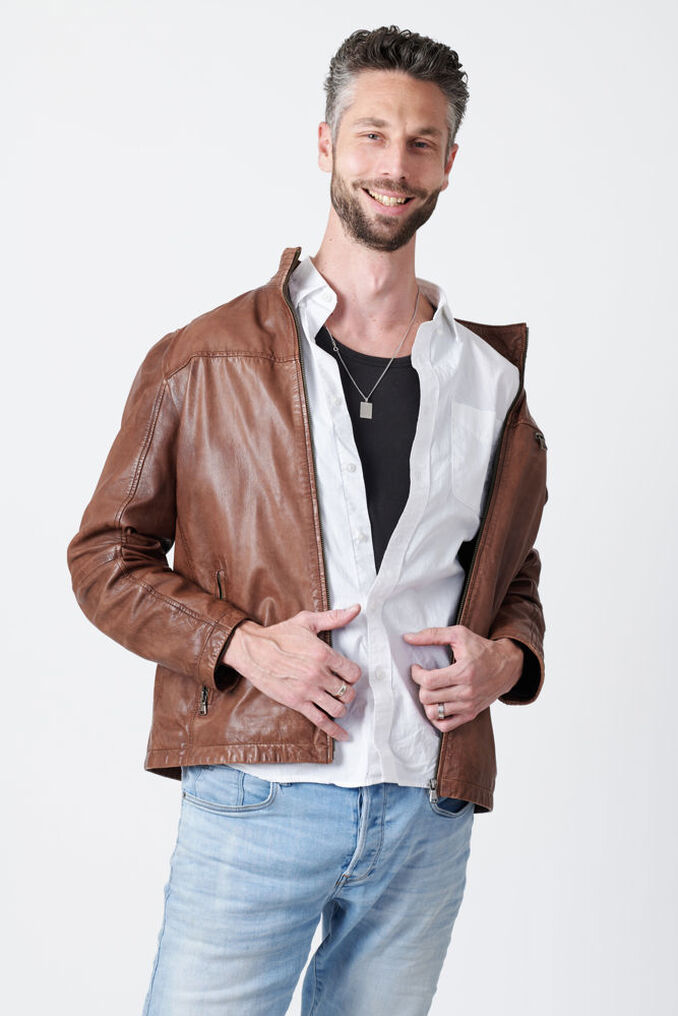 Marc W.