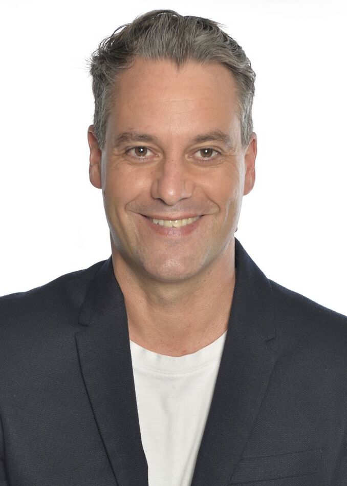 Roberto M.