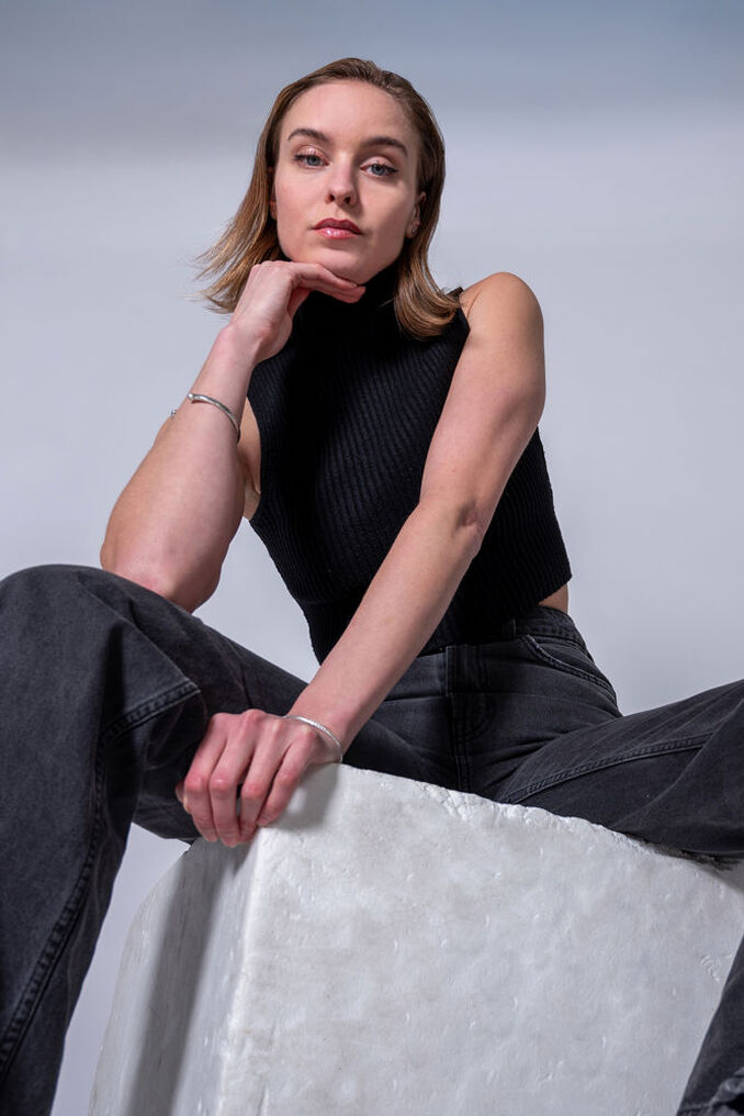 Joanna F.