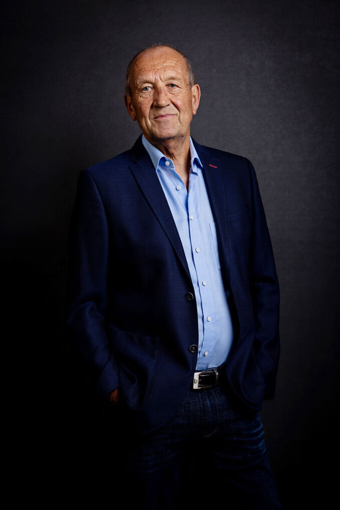 Andreas T.