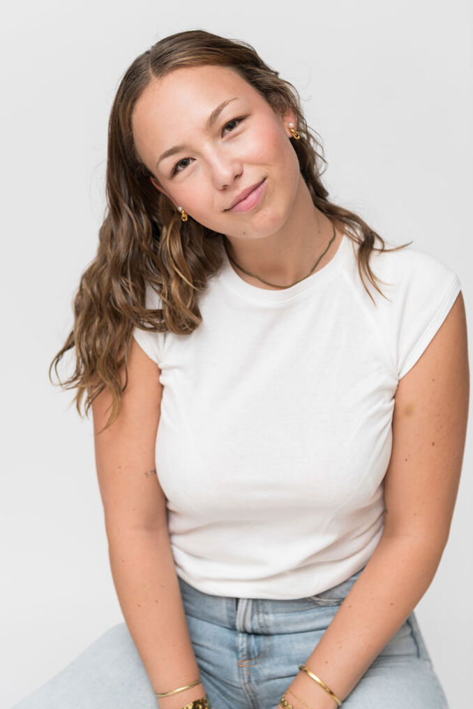 Lea R.