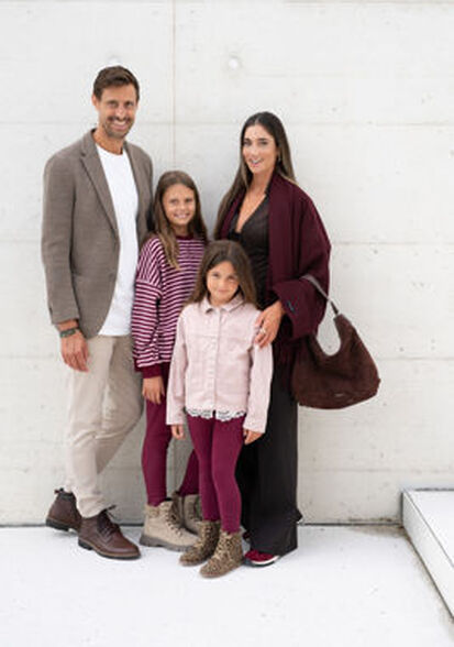 Family Mia A, Biba Model Management