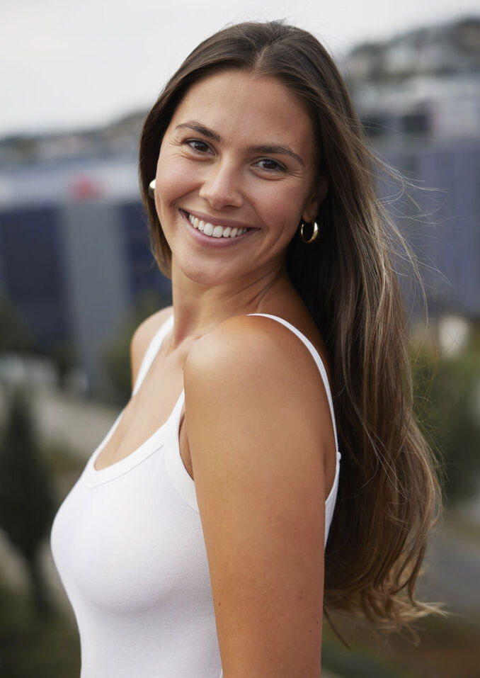 Clara L.