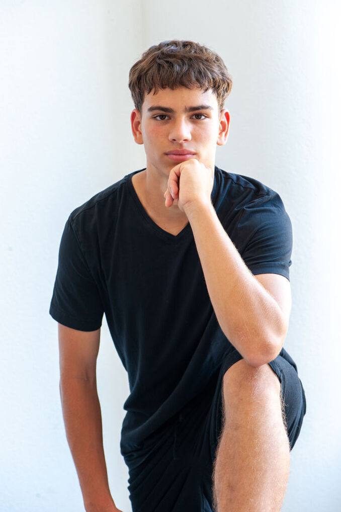 Varun D.