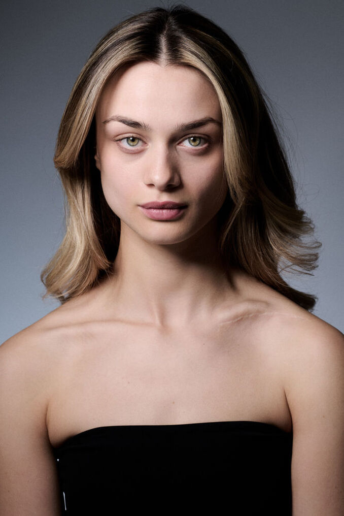Lara S.