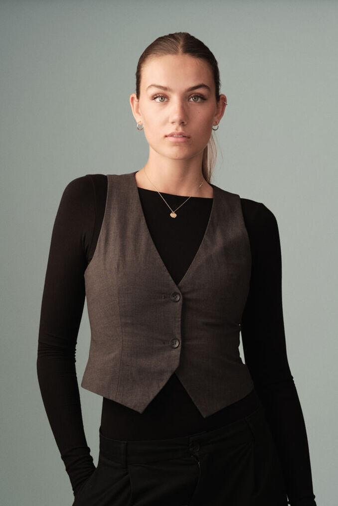 Lena J.