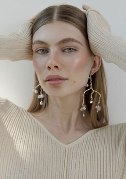 Ellinor F., Biba Model Management