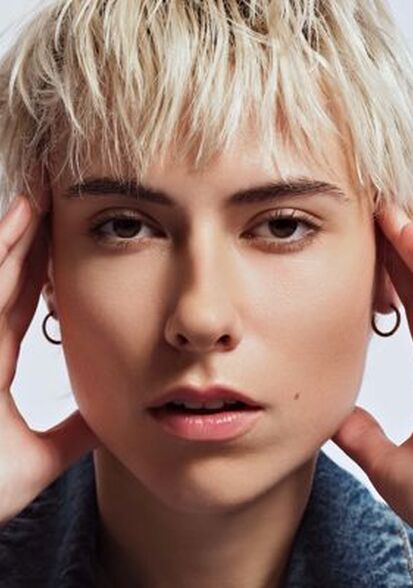 Elisa  L., Biba Model Management