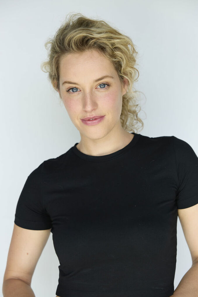 Paula F.