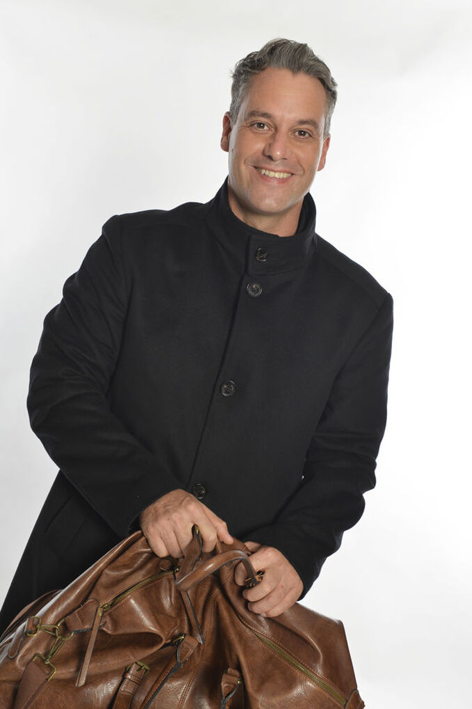 Roberto M.