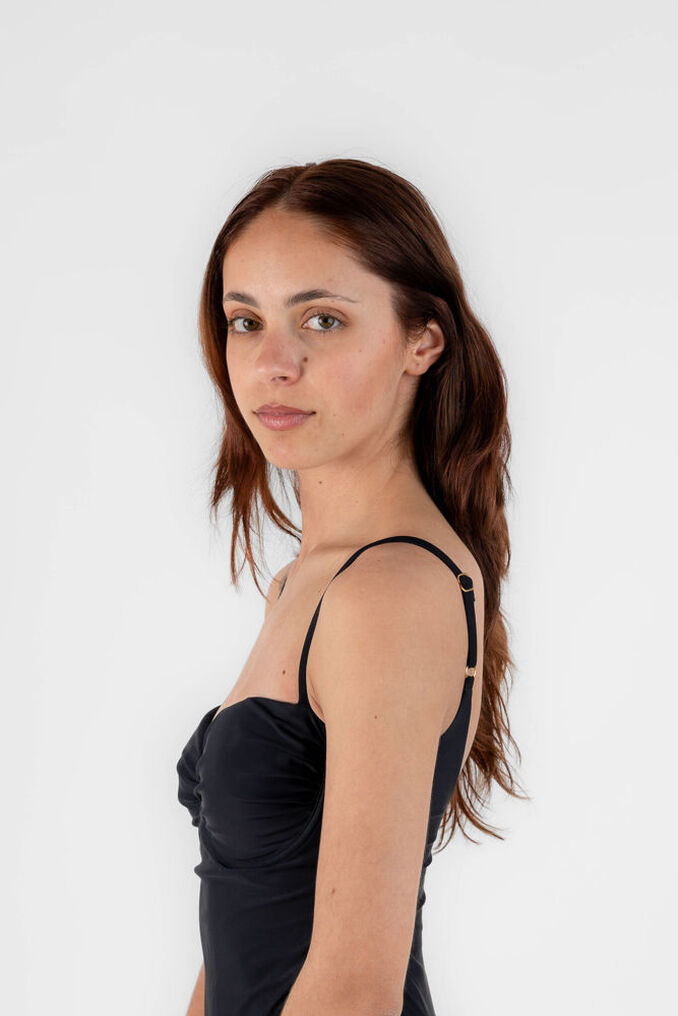 Nadia F.