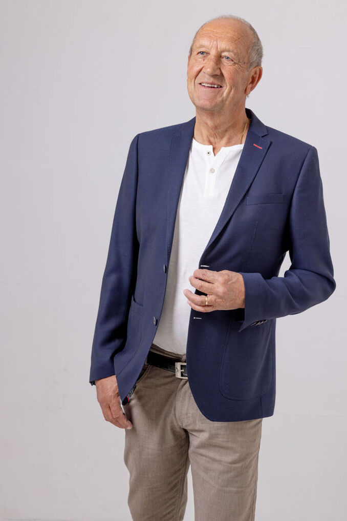Andreas T.