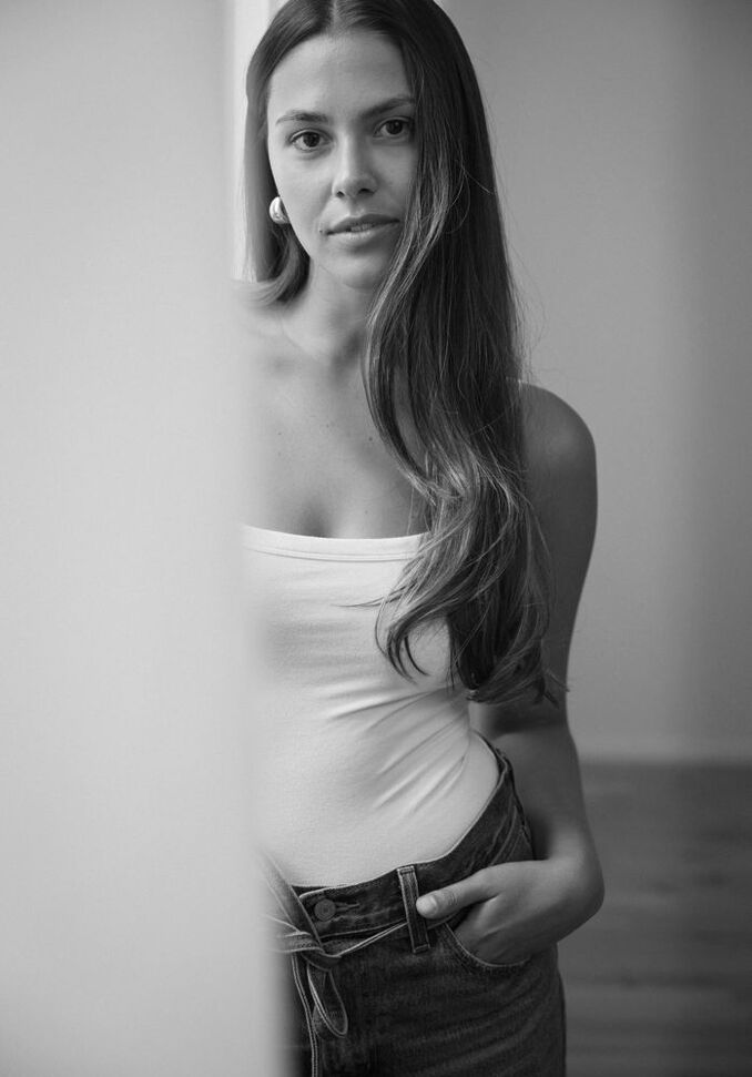 Clara L.