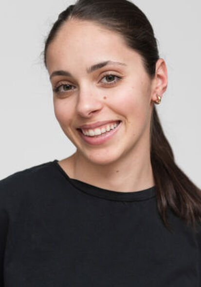 Nadia F., Biba Model Management