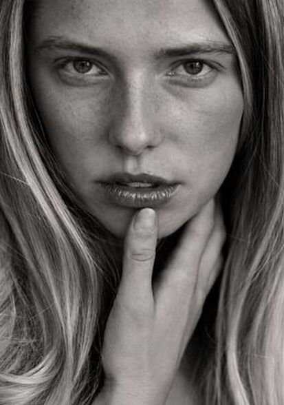 Laura  B., Biba Model Management