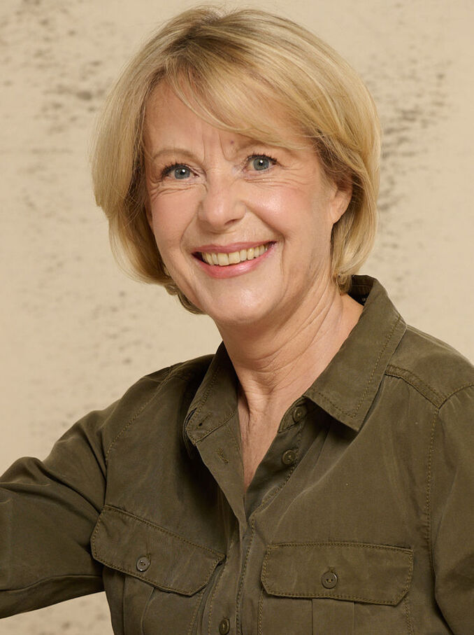 Carola L.